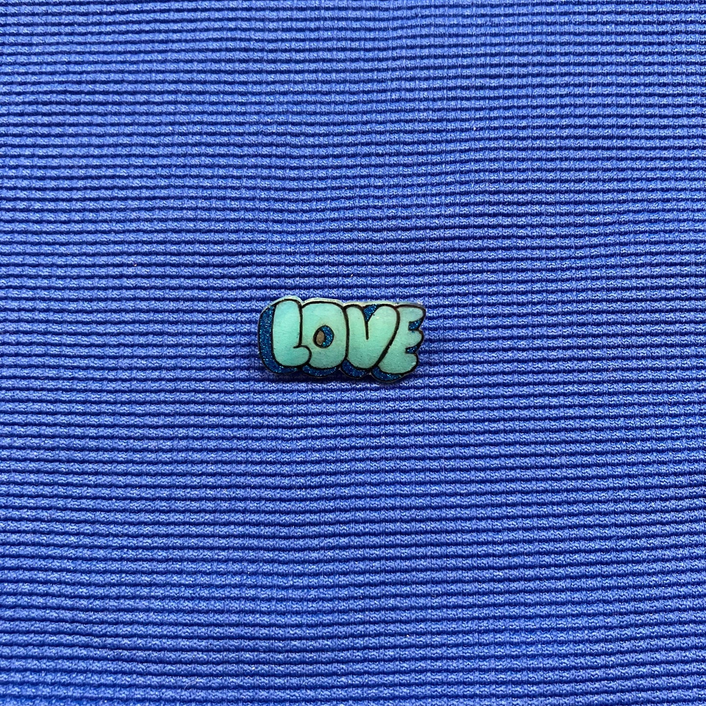 Petit Love bleu délavé